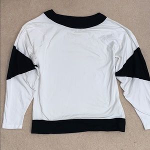 Thick long sleeve tee black and white